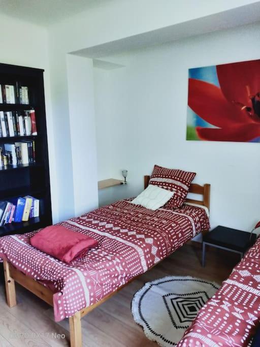 Appartement Au Coeur Du Village De Callian Bagian luar foto