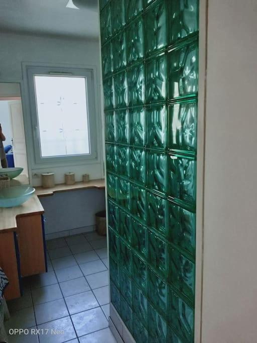 Appartement Au Coeur Du Village De Callian Bagian luar foto