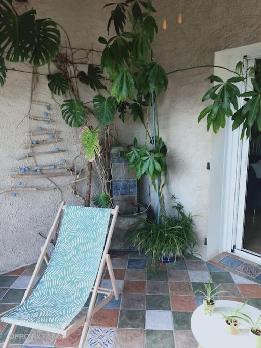 Appartement Au Coeur Du Village De Callian Bagian luar foto
